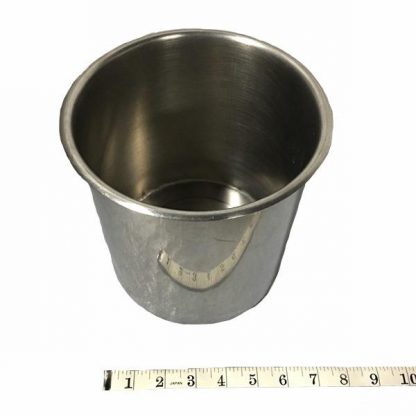 top of bain marie shown with measurements