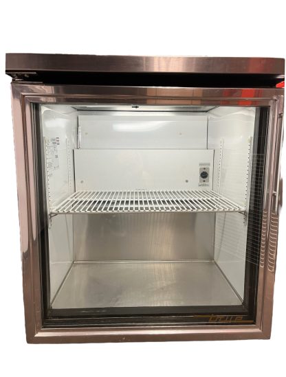Refrigerator, Glass Dr 32", True U/C Glass door