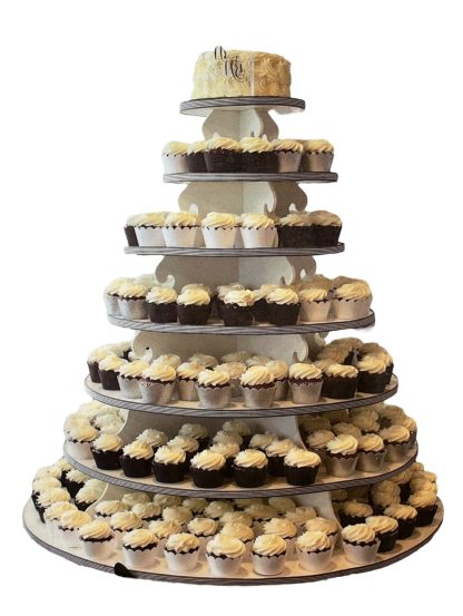 Wood cake stand with cupcakes